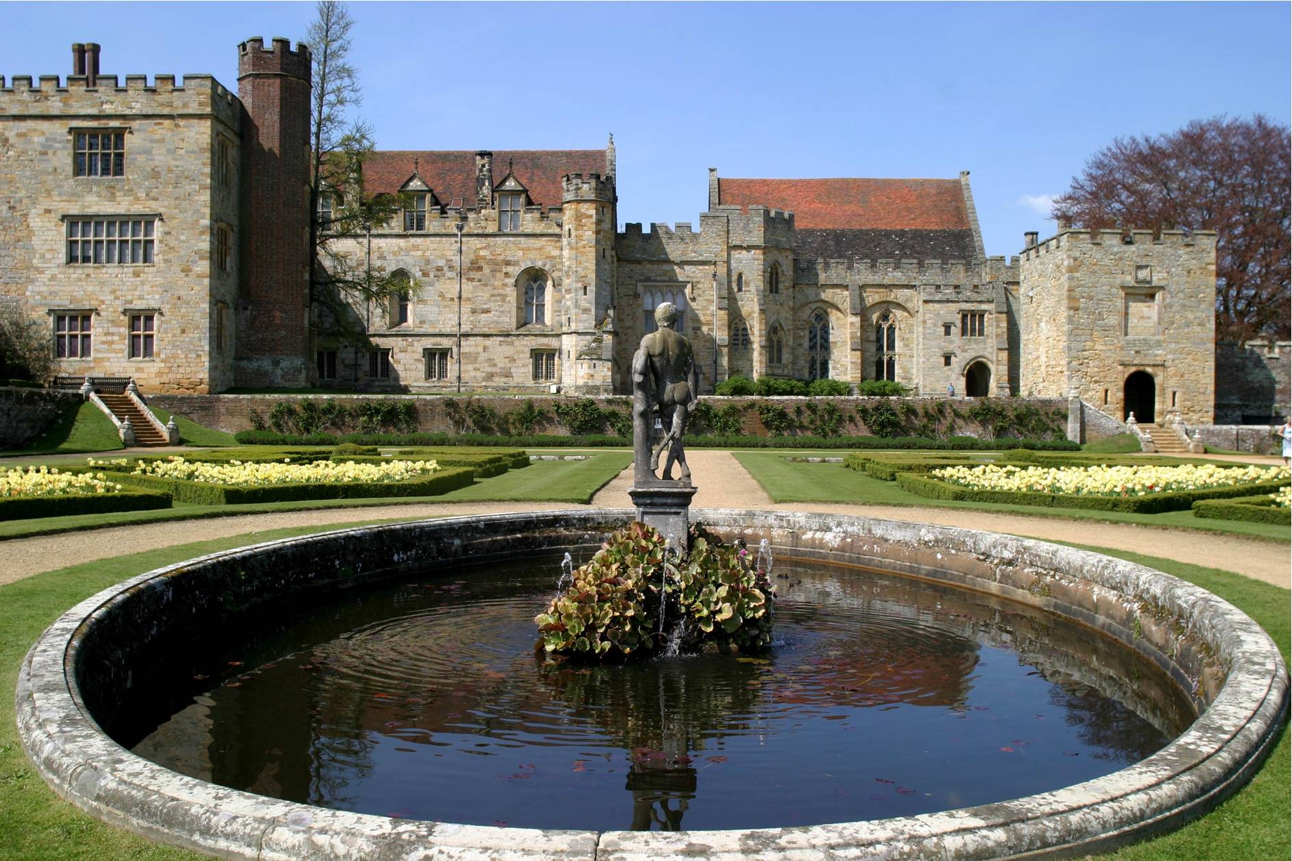 Penshurst Place 2.jpg